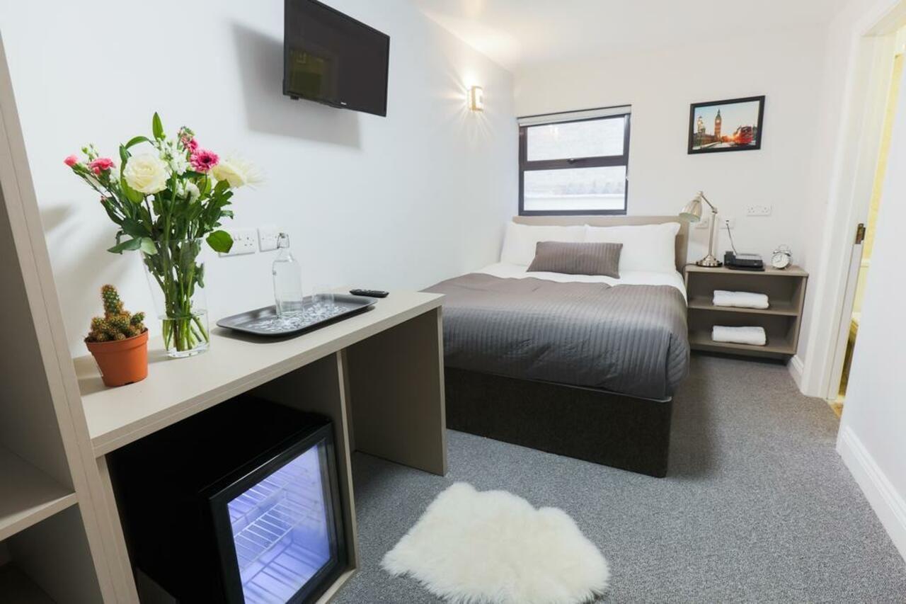 Belvilla Ilford Hill Hotel London מראה חיצוני תמונה