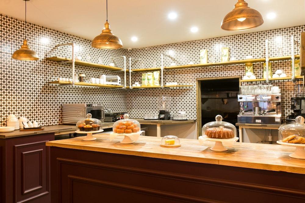 Belvilla Ilford Hill Hotel London מראה חיצוני תמונה